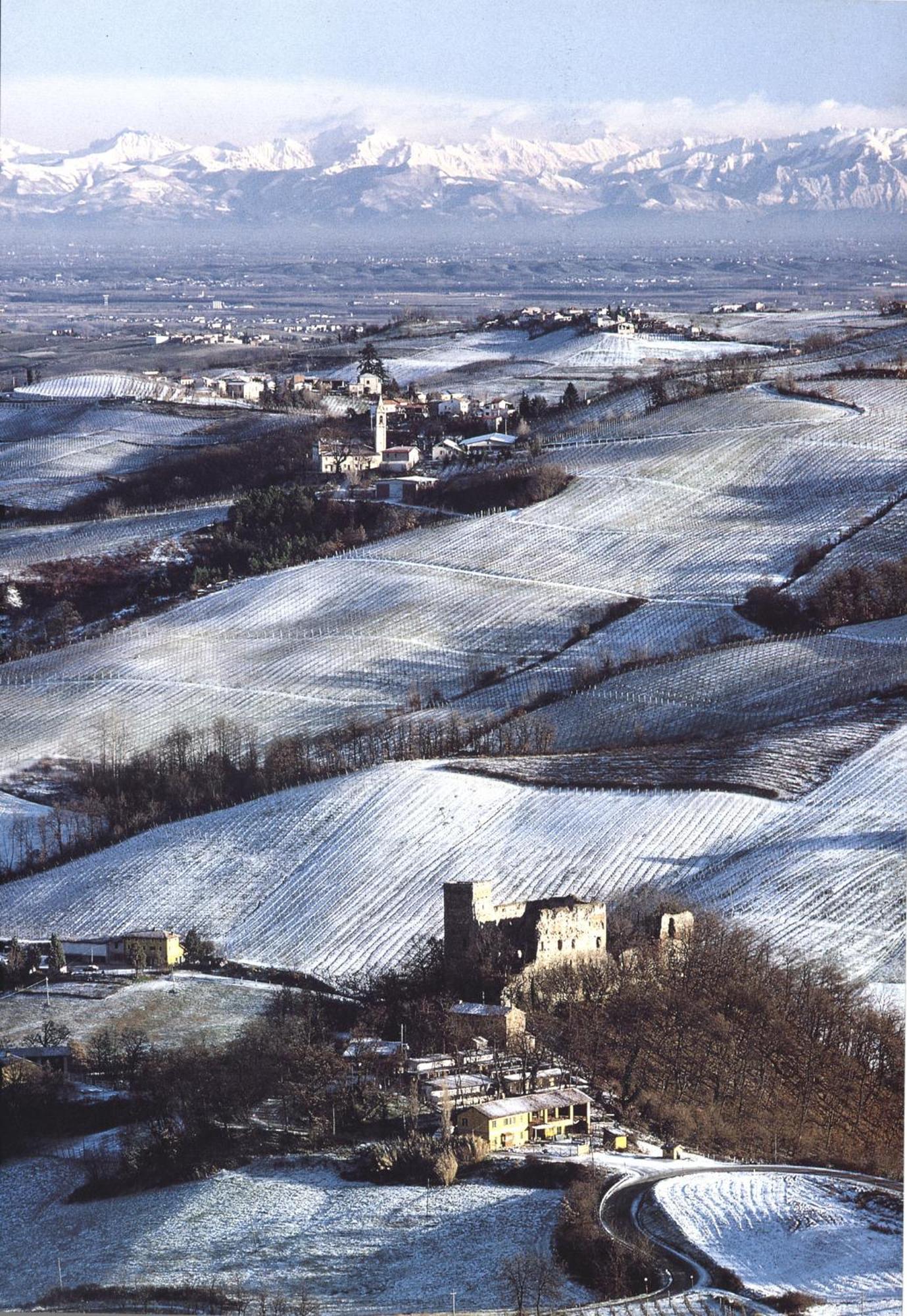 Casavacanzedezza Montecalvo Versiggia Exterior photo